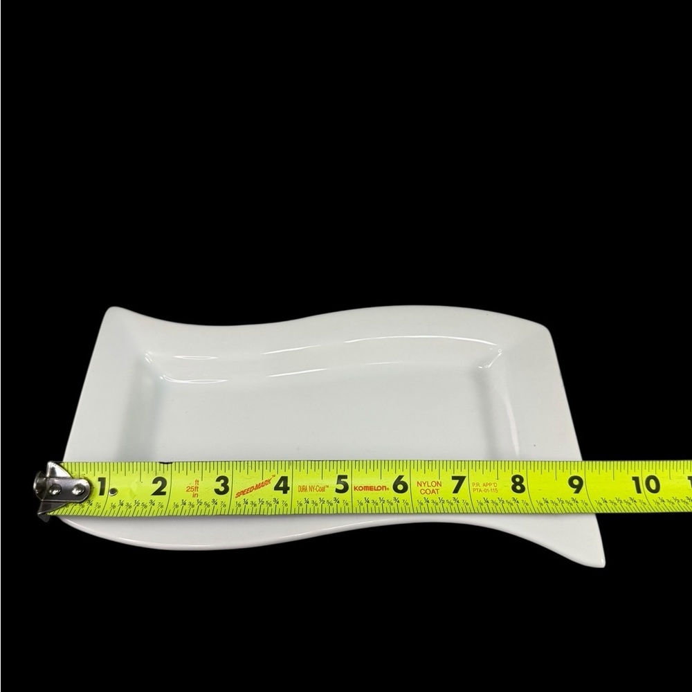 PIER 1 Wavy White Porcelain Rectangular Serving Dish Sushi Vegetable Chips - Picture 4 of 5